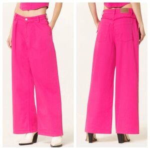 BAUM UND PFERDGARTEN nakita trouser in shocking pink